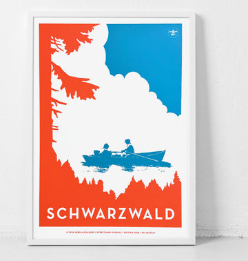 Schwarzwald See mit Boot – Heritage Petrolblau, handgedruckt